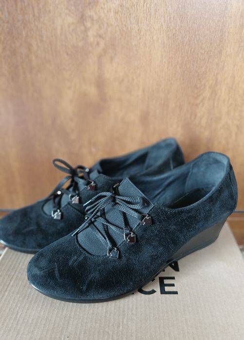 Туфлі замшеві жіночі