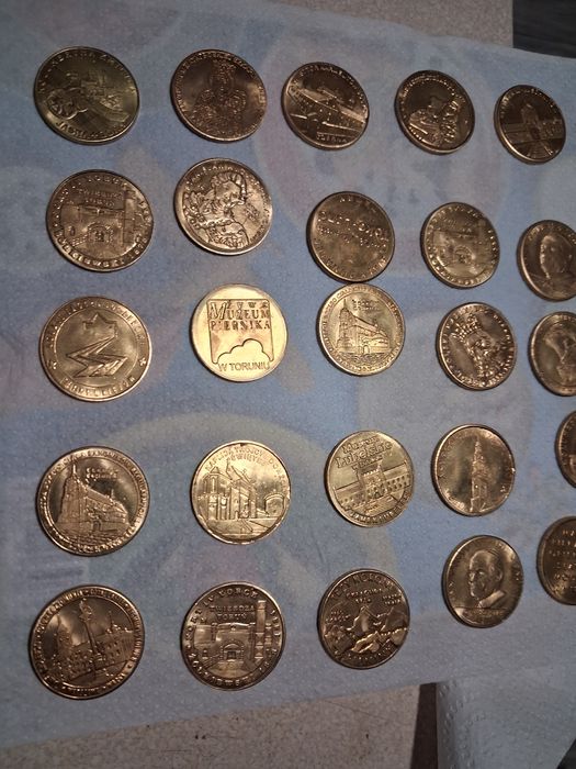 Medale pozłacane 24 karatowym złotem