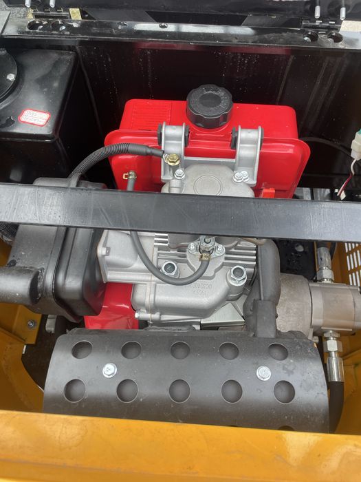 Mini giratoria a diesel 1000 kg