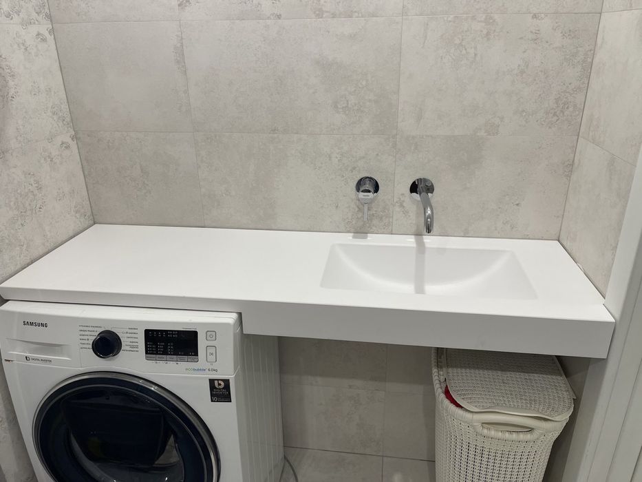 Стільниця.Умивальник.Підвіконня зі штучного каменю