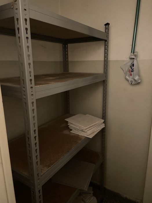 Schowek, piwnica, pomieszczenie gospodarcze