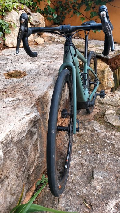 Specialized Turbo Creo SL  Comp E-bike de estrada/gravel topo de gama.