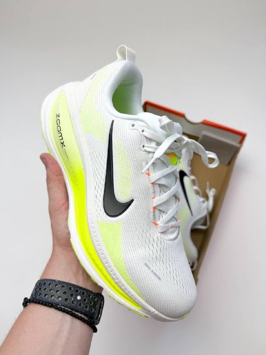 Оригінал! Кросівки Nike Vomero 18 (42.5) Нові з бірками!
