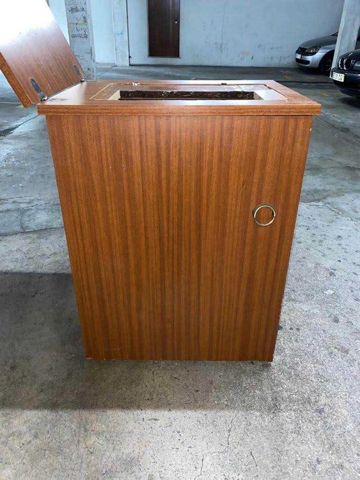 Máquina de costura Singer