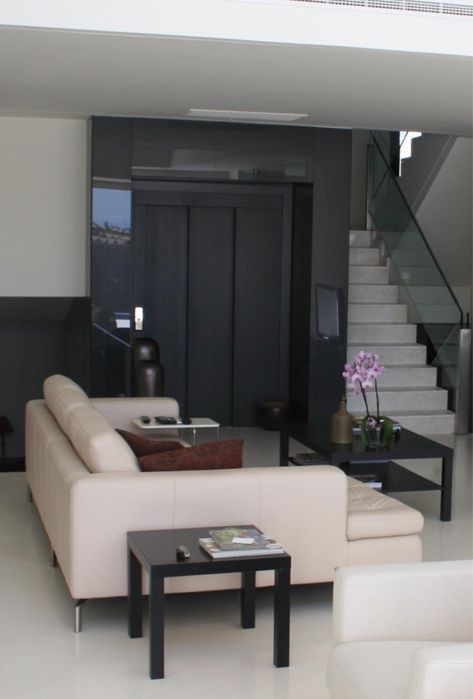 Sofá Natuzzi/Divani em pele bege com chaise longue – Caxias