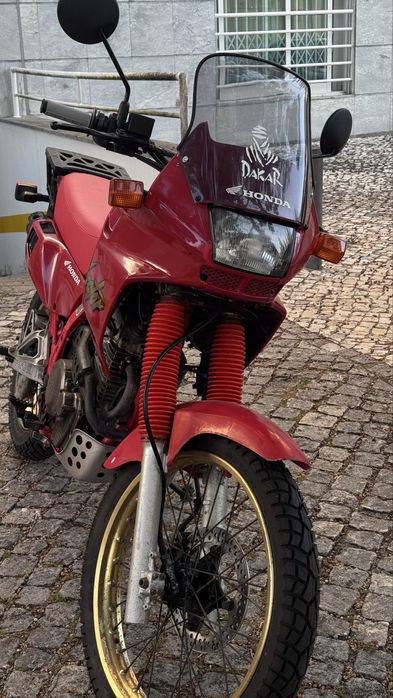 Honda Dominator 650