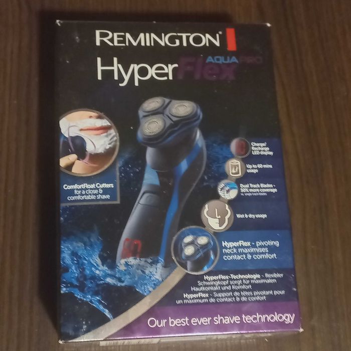 Golarka męska firmy Remington Hyper Flex Aqua Pro XR1470