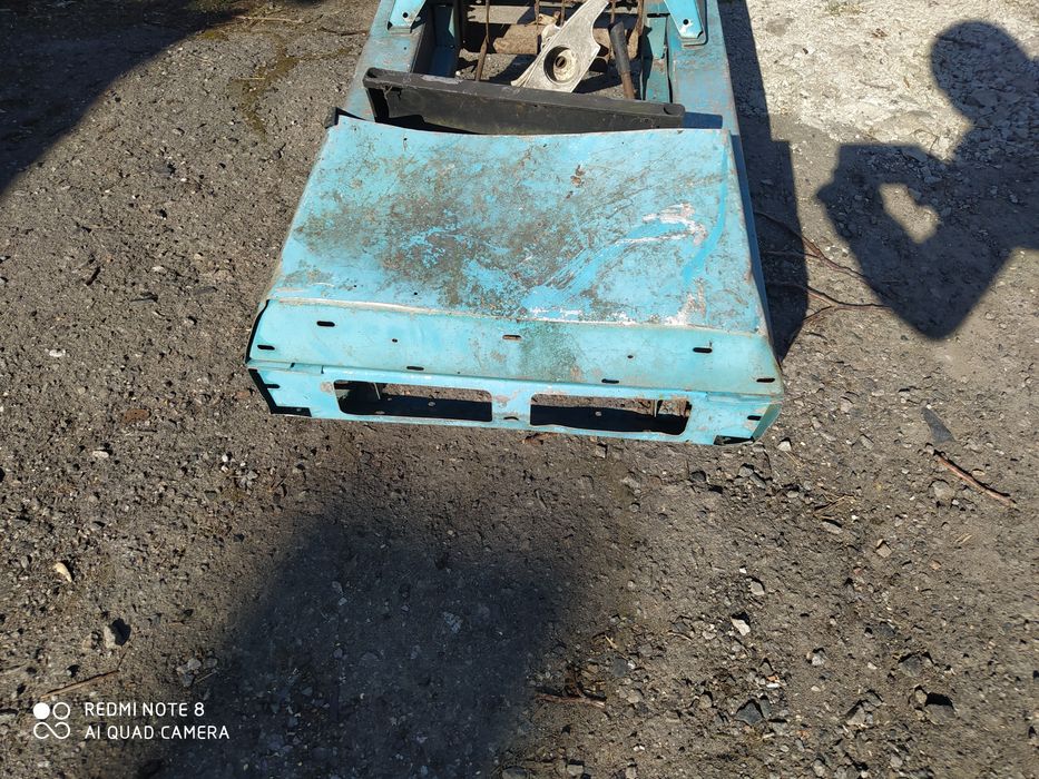 Продам машинку на педалях