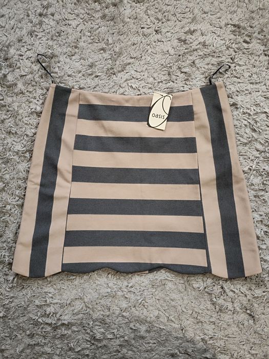 Спідниця Oasis розмір  L
