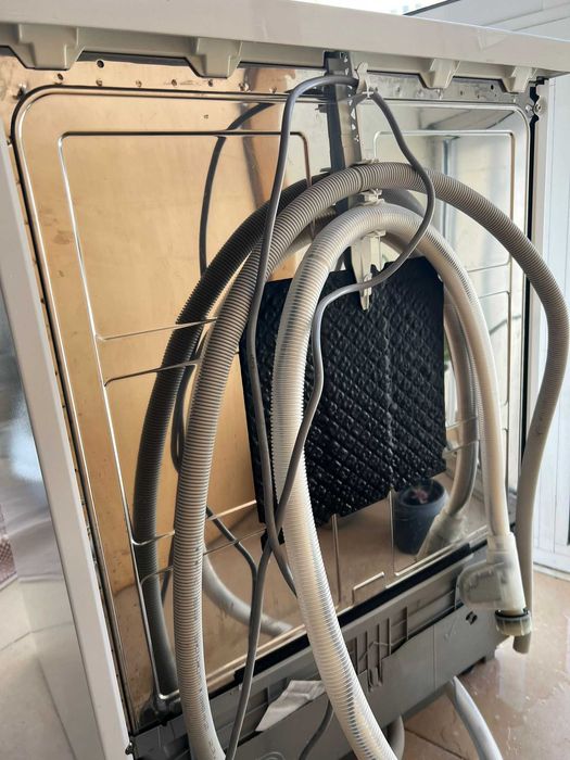 Máquina de Lavar Loiça Siemens iQ300 – Erro E14