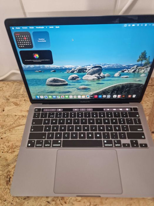 MacBook PRO Touchbar M1, 2020  com varios programas disco 1tb