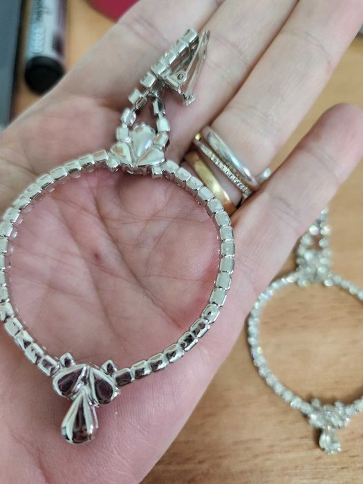 Klipsy  z Jabloneksu