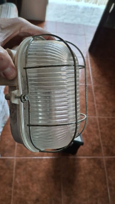 Projetor + Olho de boi - Exterior