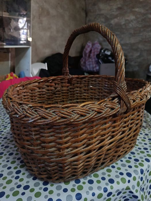 Cesta  de verga rústico