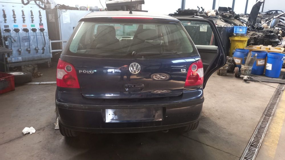 Tampa da mala VW Polo 9N 1.2 AZQ de 2002