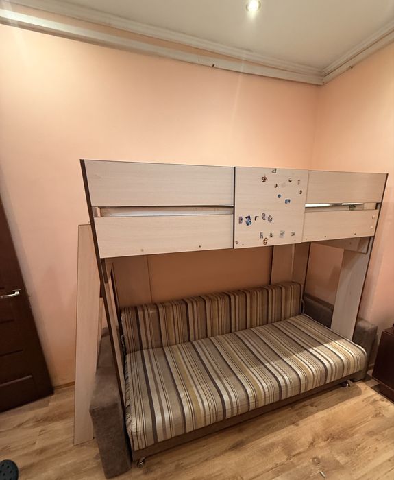 Двоярусне ліжко з диваном 150×200
