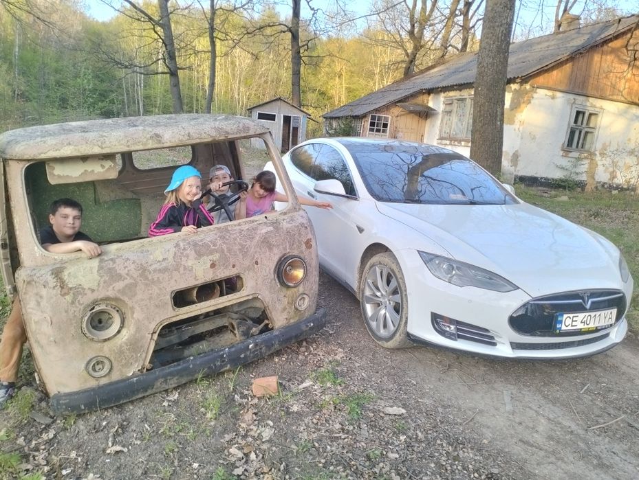 Обмін/Продамо свою домашню хорошу теслу!