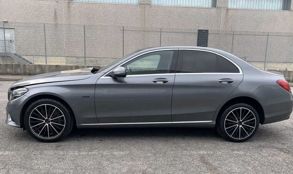 Mercedes W205 AMG С-клас бампер передній, задній разбока б/у