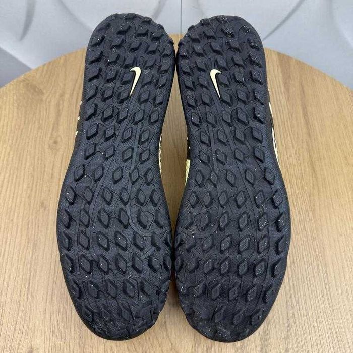 Оригінальні футбольні сороконіжки nike mercurial Vapor 15 Club, 40