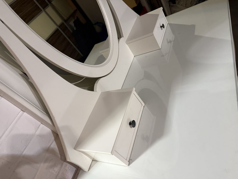 Sprzedam toaletke ikea Hemnes