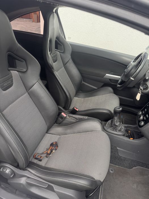 Fotele recaro corsa d opc