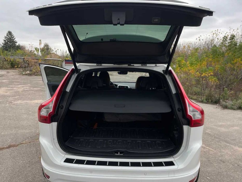 Volvo XC60  2017р 2.0 бензин