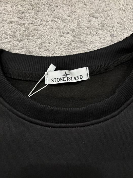 Camisola stone island cor preta