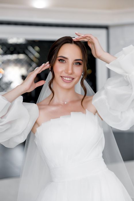 Весільна сукня