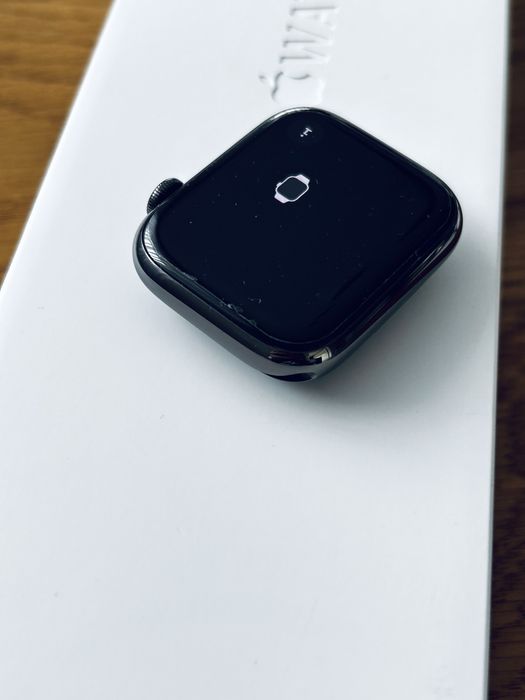 Apple Watch 8 45mm Stainless Steel Ceramic Cellular stalowy szary LTE