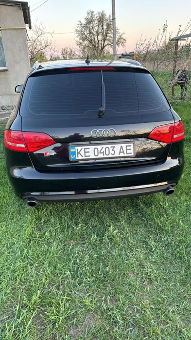 Продам Audi A4 B8