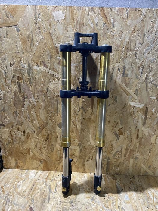 Вилка перевернутого типу текен 250