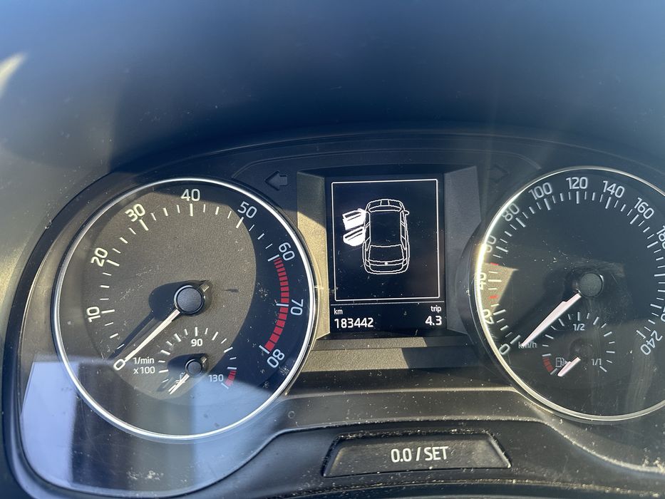 Skoda Fabia Break 1.0 - 2016 — photo 2