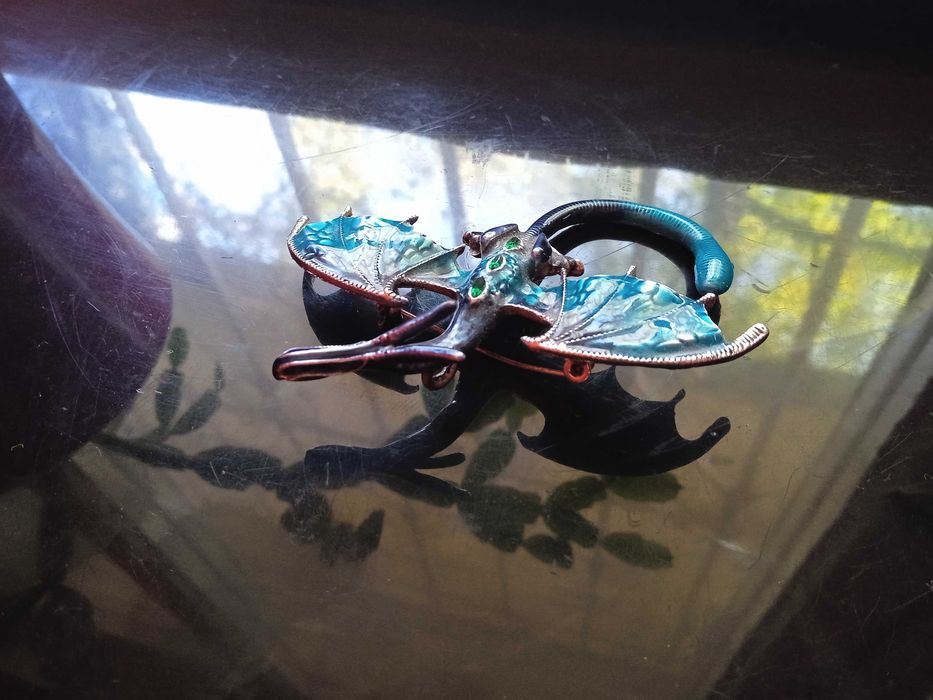 Большая брошь Голубой дракон