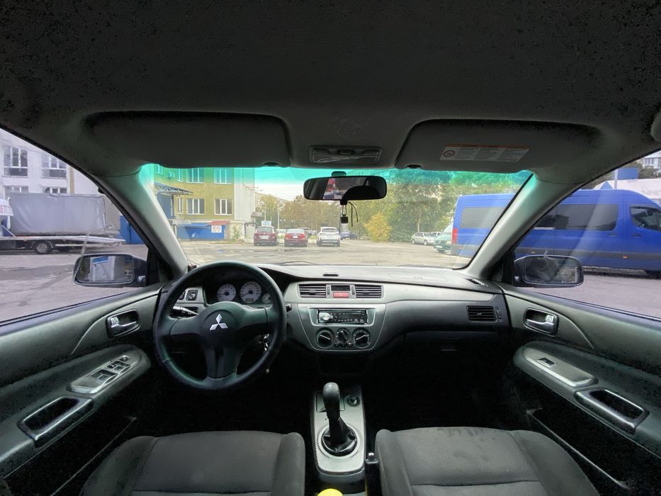Продам хозяйский Lancer 9