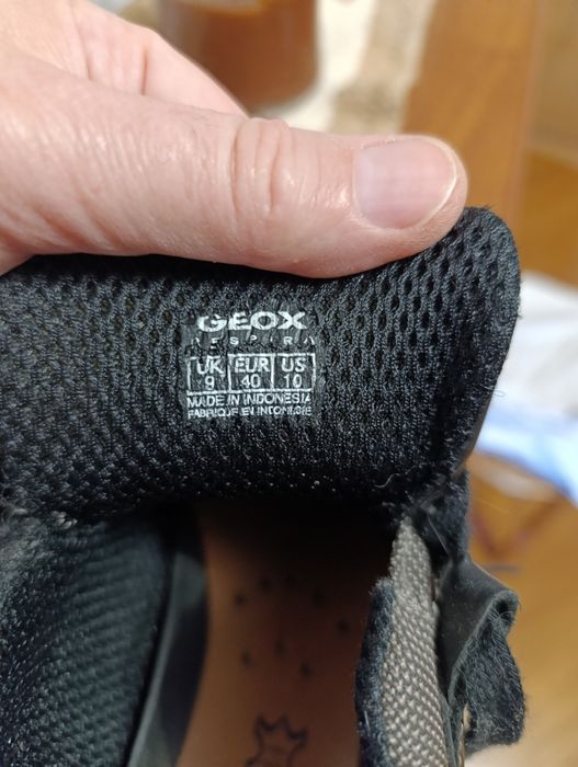 Нові кросівки GEOX  р.40