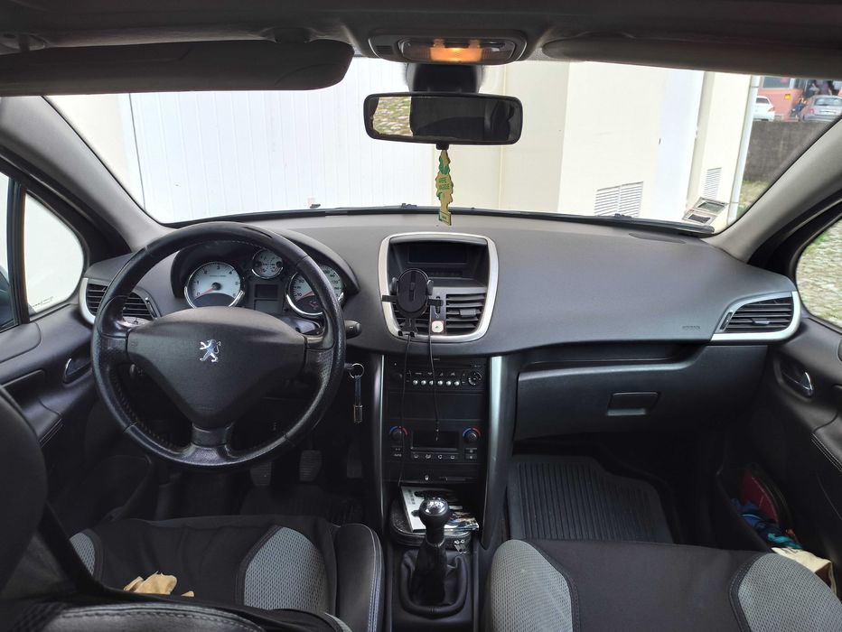 Peugeot 207 SW 1.6 HDi Outdoor
