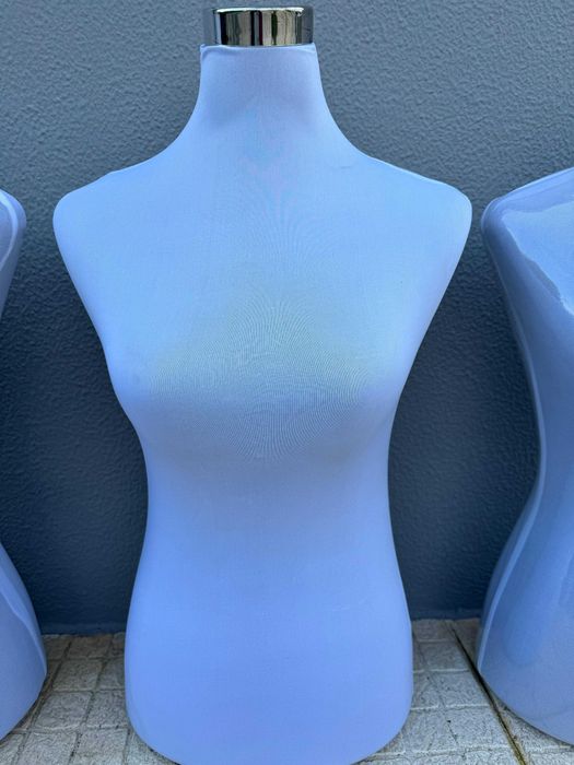 Manequim Feminino Roupa meio Corpo
