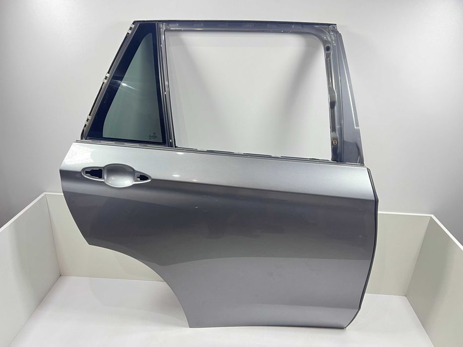 Дверь BMW X5 F15 F16 дверька передняя БМВ Х5 Ф15 Ф16 двери задняя A52