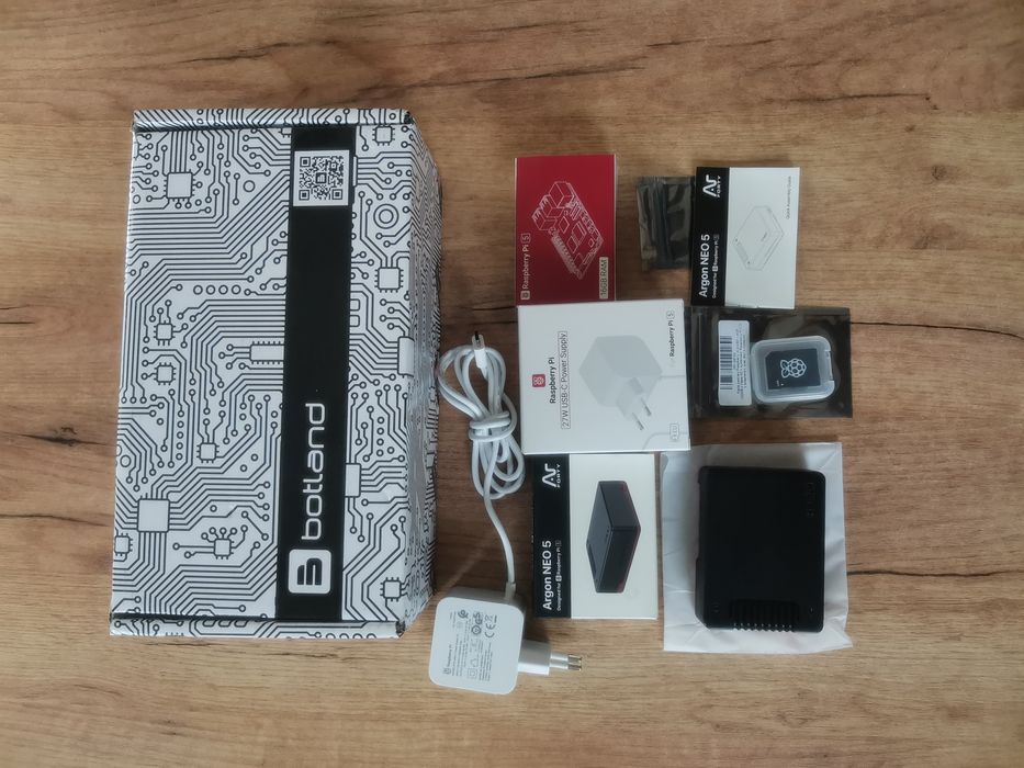 Raspberry pi 5 16gb ram obudowa Argon NEO 5 zasilacz karta 64gb