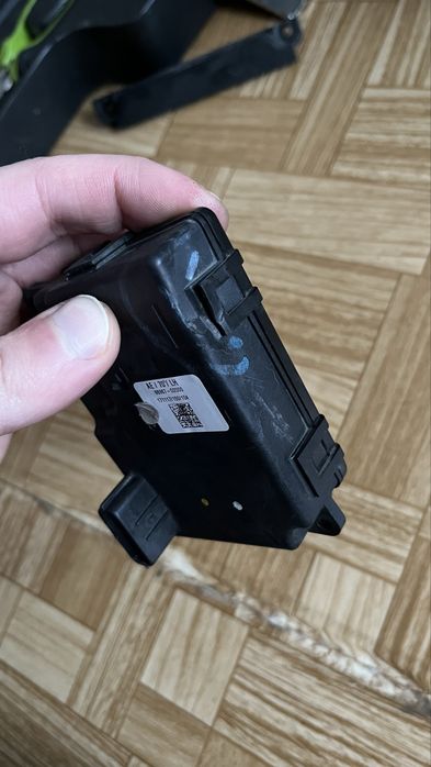 Актуатор (привод) жалюзей лівих Hyundai Ioniq AE 86967 G2000