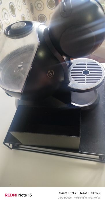Vendo máquina de café Doce Gusto mais gaveta das cápsulas de café