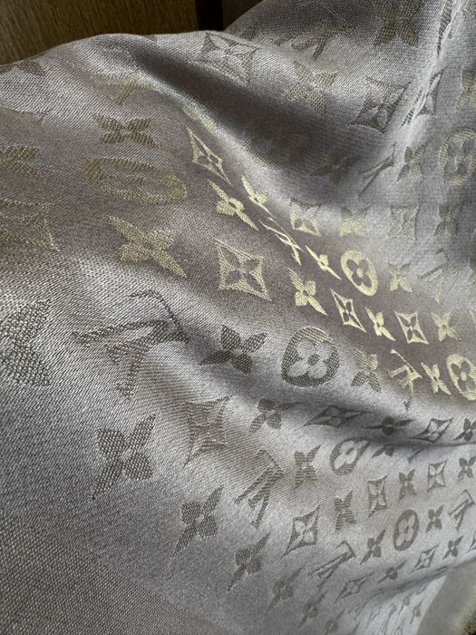 Вінтажний світло-ліловий палантин Louis Vuitton із суміші шовку, вовни