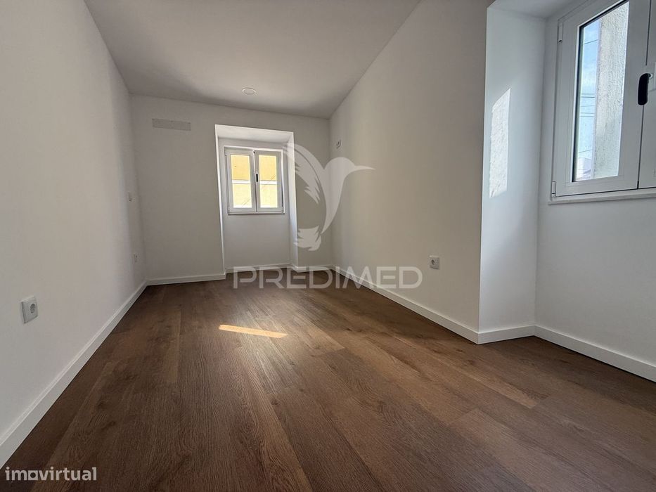 Apartamento T1 com Logradouro - Alcanena