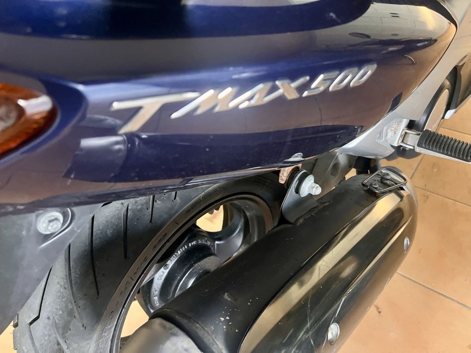T MAX 500 apenas 25.000 km