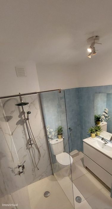 Apartamento T2 em Sintra, Rio de Mouro, pronto a habitar