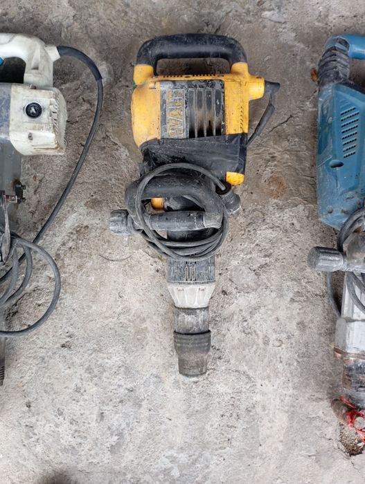 Vendo ou troco martelos elétricos