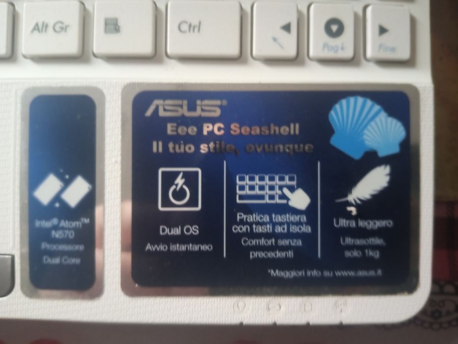 Продам недбук ASUS