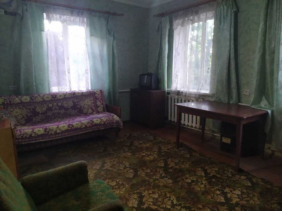 продається будинок в хорошому місці