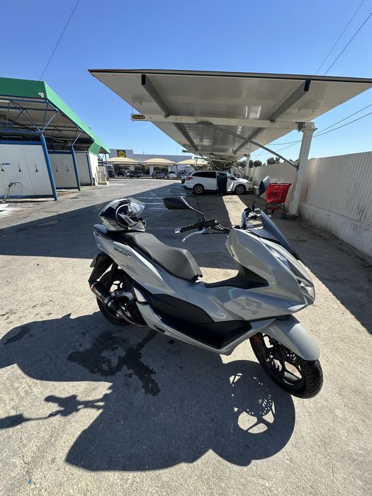 Honda PCX 2025 cinza 16 mil kms