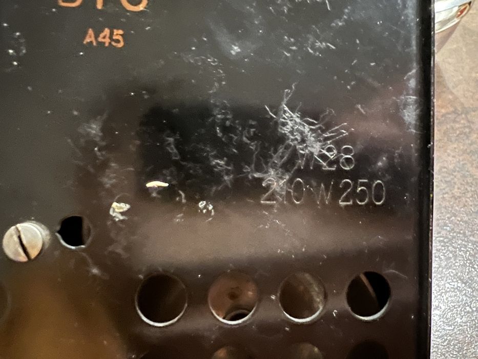 Telefon stacjonarny Simens W28 z okresu 1928-38